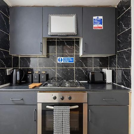 2A - Bright & Airy 2 Bed Flat - 20 Mins To Central Londra Dış mekan fotoğraf