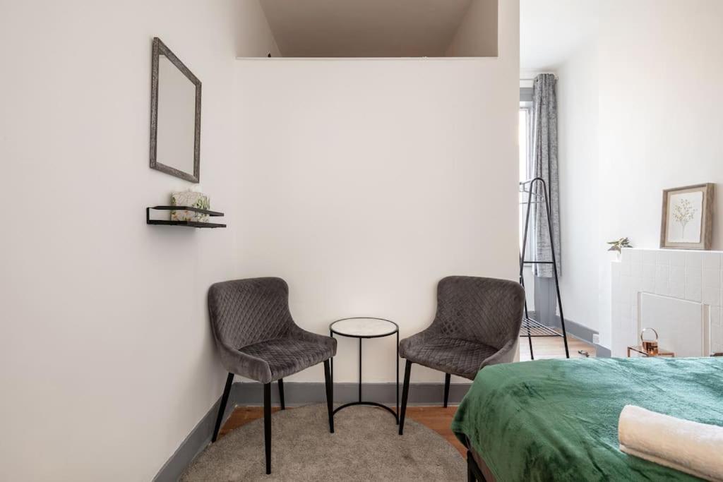 2A - Bright & Airy 2 Bed Flat - 20 Mins To Central Londra Dış mekan fotoğraf
